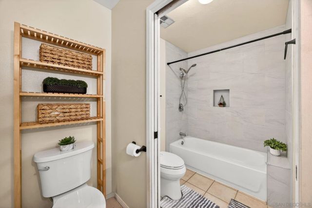 9757 Caminito Cuadro, San Diego, CA 92129