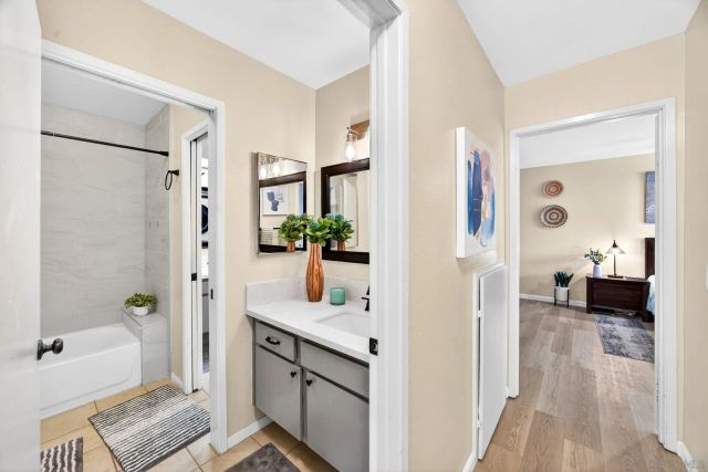 9757 Caminito Cuadro, San Diego, CA 92129