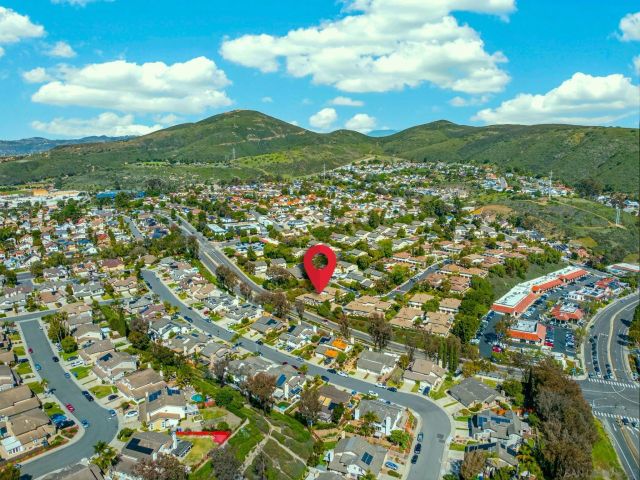 9757 Caminito Cuadro, San Diego, CA 92129