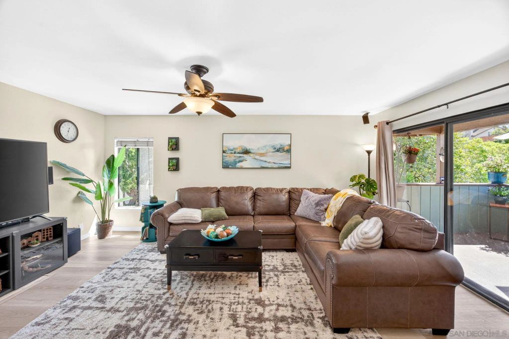 9757 Caminito Cuadro, San Diego, CA 92129