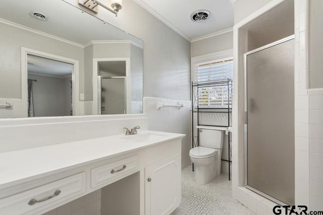 1716 Yosemite Dr, Tyler, TX 75703