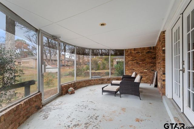 1716 Yosemite Dr, Tyler, TX 75703