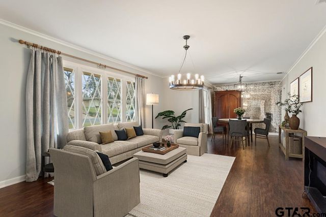 1716 Yosemite Dr, Tyler, TX 75703