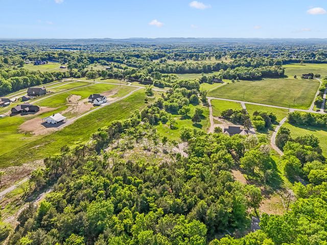 10567 Versailles Rd, Rockvale, TN 37153