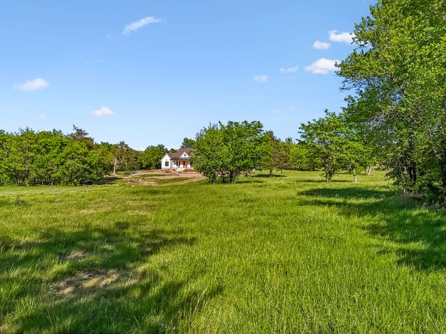 10567 Versailles Rd, Rockvale, TN 37153