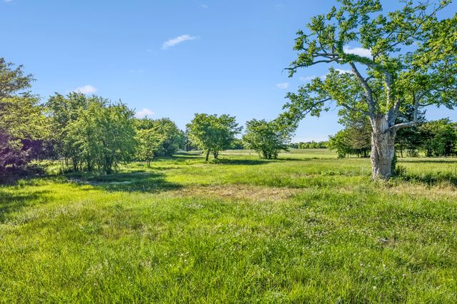 10567 Versailles Rd, Rockvale, TN 37153