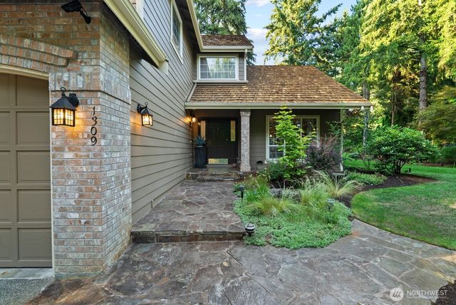 1309 32nd Street Ct NW, Gig Harbor, WA 98335