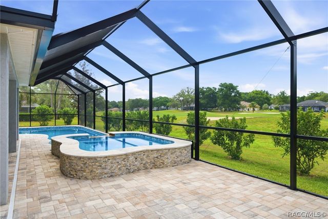 594 E Hartford Street, Hernando, FL 34442