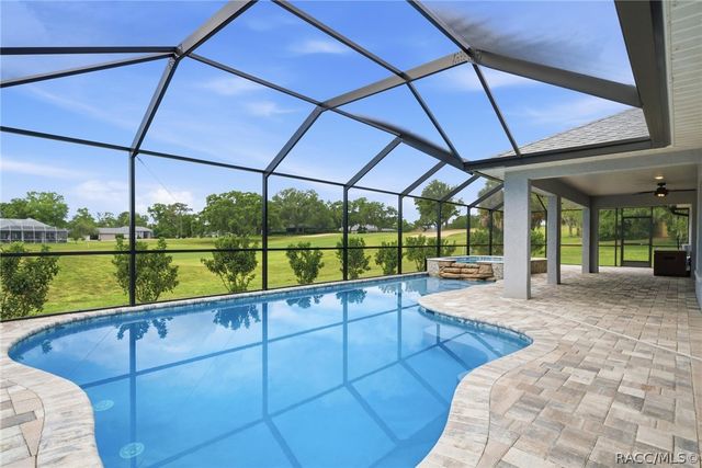 594 E Hartford Street, Hernando, FL 34442