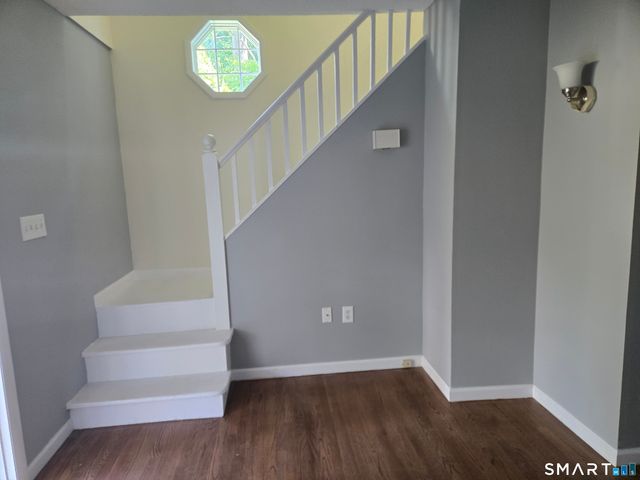 1034 Prospect Avenue, Hartford, CT 06105