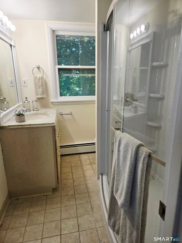 1034 Prospect Avenue, Hartford, CT 06105