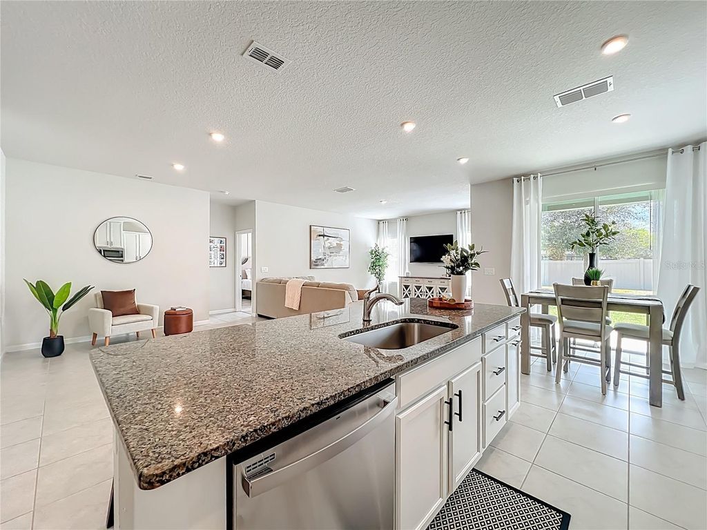 Image 23 of property listing at 3571 LAZY RIVER TERRACE, Sanford, FL 32771