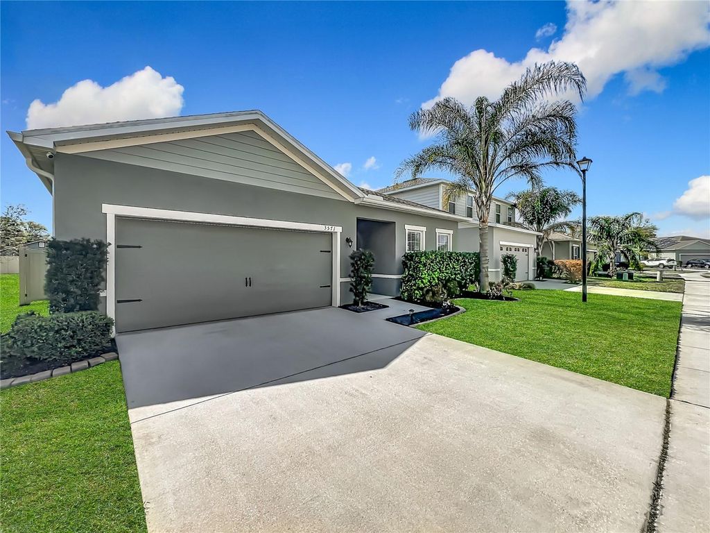 Image 4 of property listing at 3571 LAZY RIVER TERRACE, Sanford, FL 32771