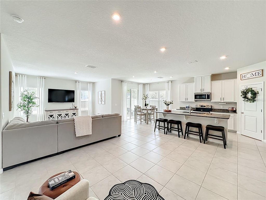 Image 32 of property listing at 3571 LAZY RIVER TERRACE, Sanford, FL 32771