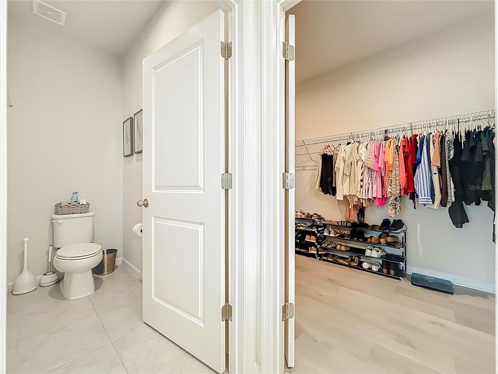 Image 58 of property listing at 3571 LAZY RIVER TERRACE, Sanford, FL 32771