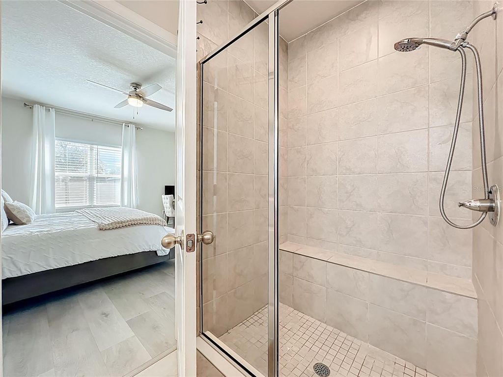 Image 59 of property listing at 3571 LAZY RIVER TERRACE, Sanford, FL 32771