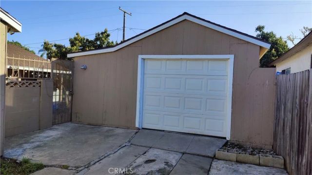 2125 Rousselle Street, Santa Ana, CA 92707
