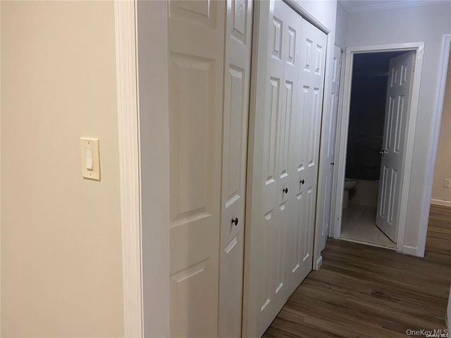 389 Clubhouse Court 457, Coram, NY 11727