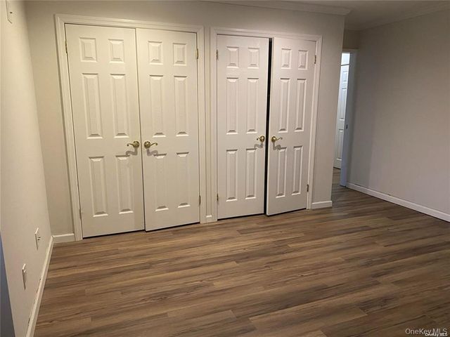 389 Clubhouse Court 457, Coram, NY 11727