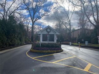 389 Clubhouse Court 457, Coram, NY 11727