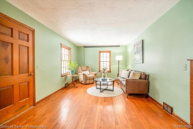 10485 Willis Road, Willis, MI 48191