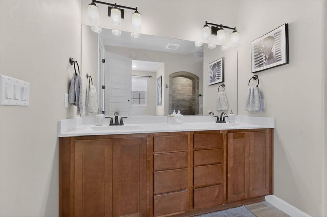 4008 Windy Road NE, Rio Rancho, NM 87144