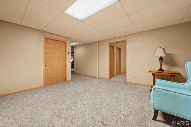 6844 QUERCUS GROVE Road, Edwardsville, IL 62025