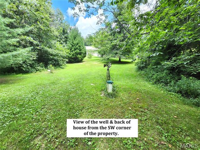 6844 QUERCUS GROVE Road, Edwardsville, IL 62025