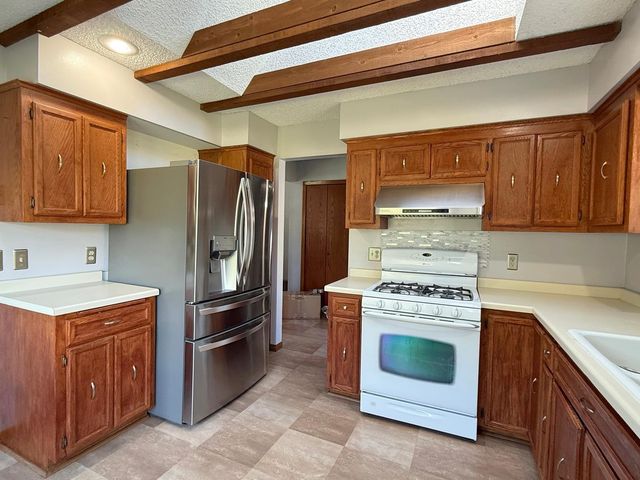 1814 Walnut Lane, Eagan, MN 55122