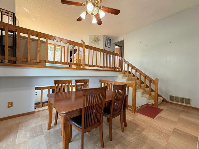 1814 Walnut Lane, Eagan, MN 55122