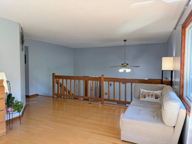 1814 Walnut Lane, Eagan, MN 55122