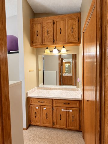 1814 Walnut Lane, Eagan, MN 55122