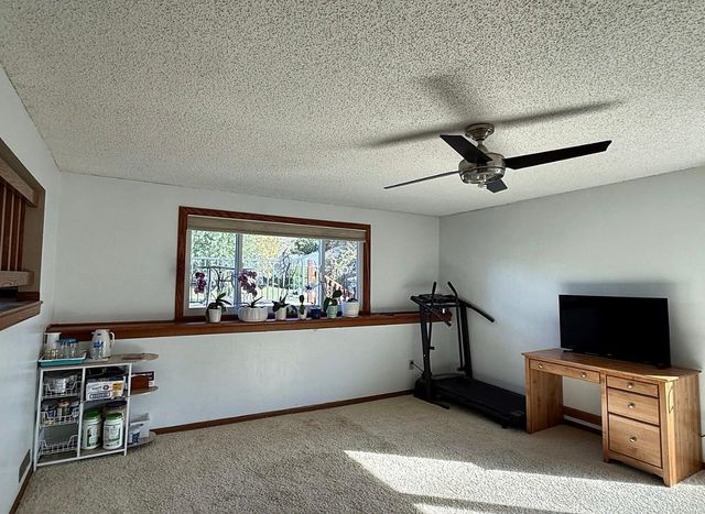 1814 Walnut Lane, Eagan, MN 55122