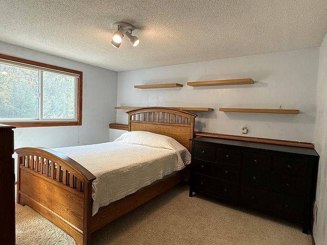 1814 Walnut Lane, Eagan, MN 55122