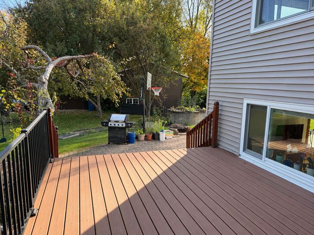 1814 Walnut Lane, Eagan, MN 55122