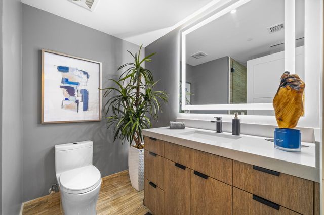 101 S Fort Lauderdale Beach Boulevard 702, Fort Lauderdale, FL 33316