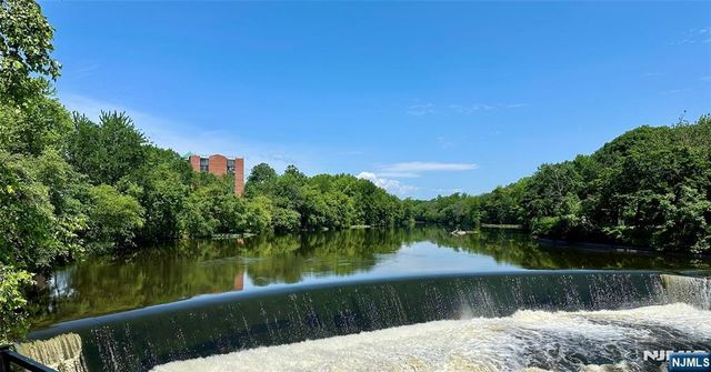 220 Main 202, Little Falls, NJ 07424