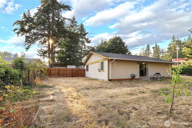 982 SW Shannon Drive, Port Orchard, WA 98367