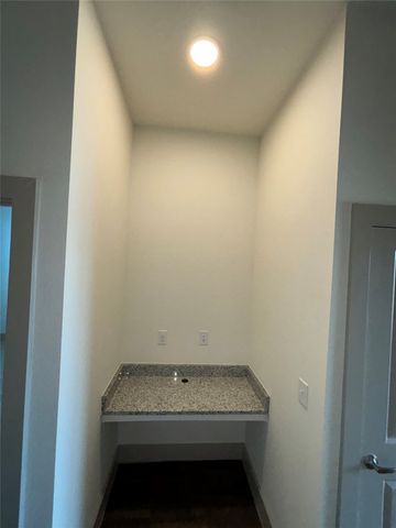 2036 Oak Grove 103, Aubrey, TX 76227