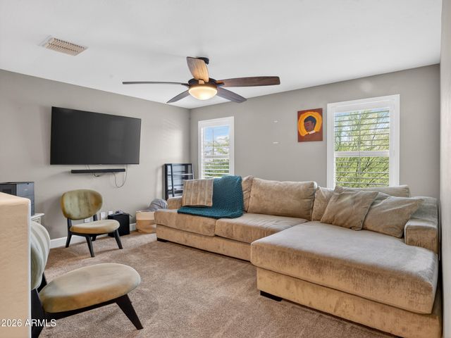 3326 W DONNER Drive, Phoenix, AZ 85041