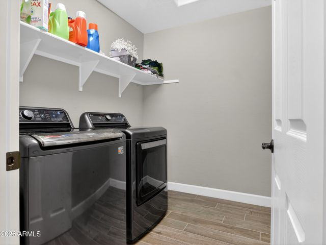3326 W DONNER Drive, Phoenix, AZ 85041