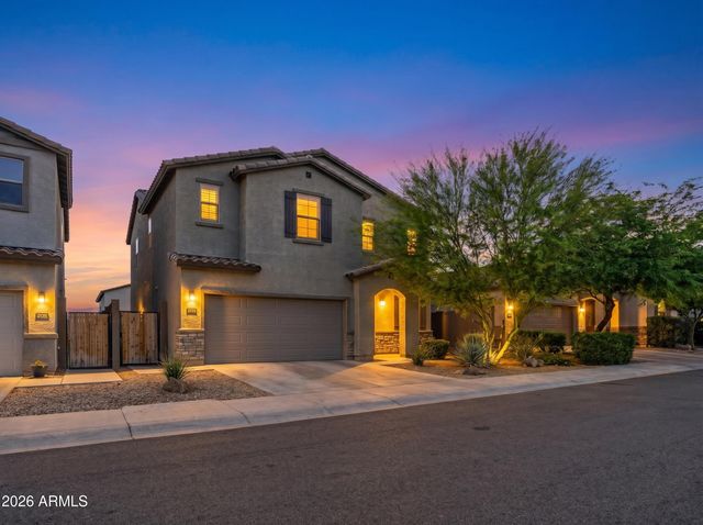 3326 W DONNER Drive, Phoenix, AZ 85041