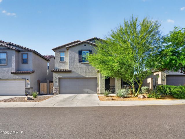 3326 W DONNER Drive, Phoenix, AZ 85041