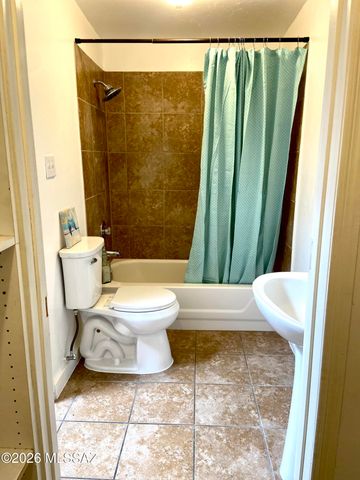 1031 E Irwin Place, Tucson, AZ 85719