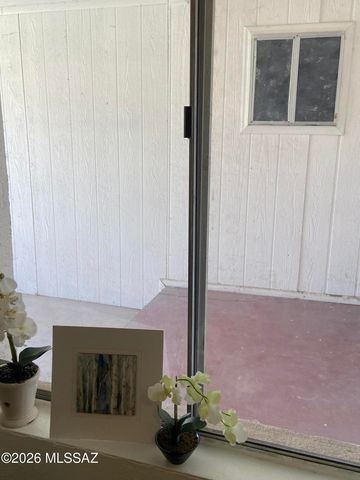 1031 E Irwin Place, Tucson, AZ 85719