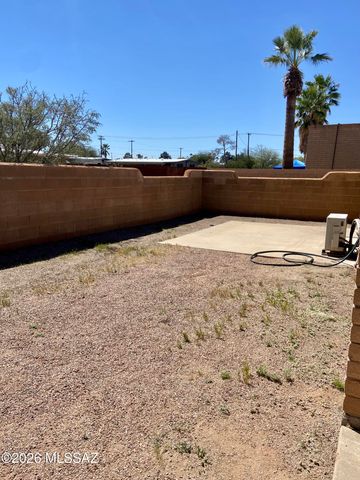 1031 E Irwin Place, Tucson, AZ 85719