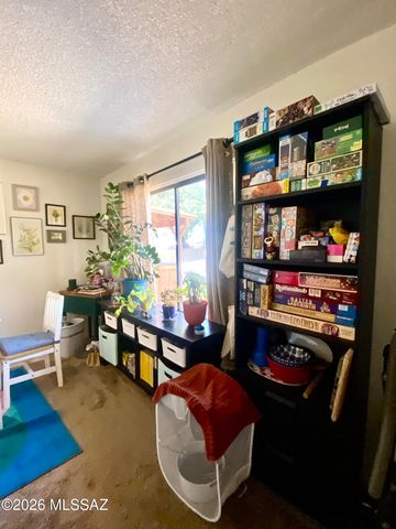 1031 E Irwin Place, Tucson, AZ 85719