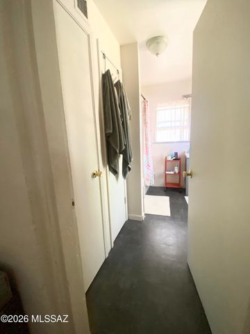1031 E Irwin Place, Tucson, AZ 85719