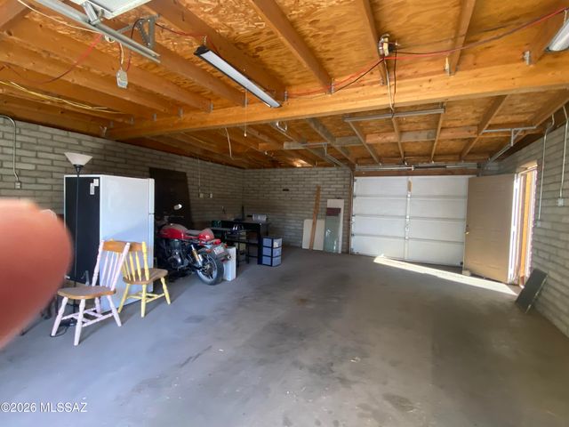 1031 E Irwin Place, Tucson, AZ 85719