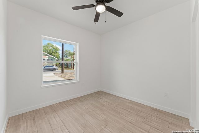 212 Cooper St, San Antonio, TX 78210